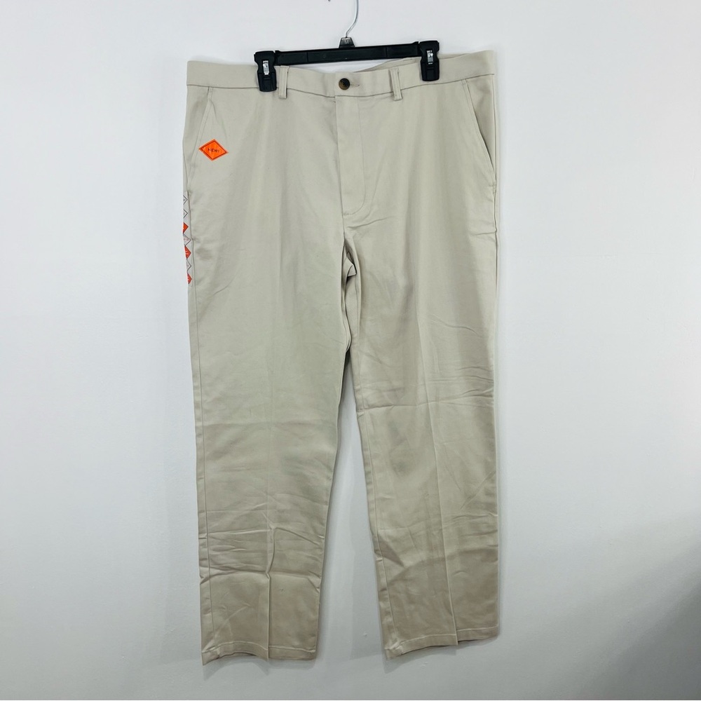 ✨ St. John’s Bay Men’s Pants NWT 40x32 Classic Casual Everyday Essential ✨